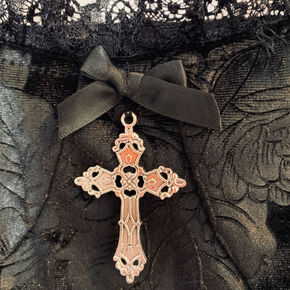 InGoticos Black Velvet Gothic Mini Dress Large Silver Cross Charm Whimsigoth - Picture 6 of 16